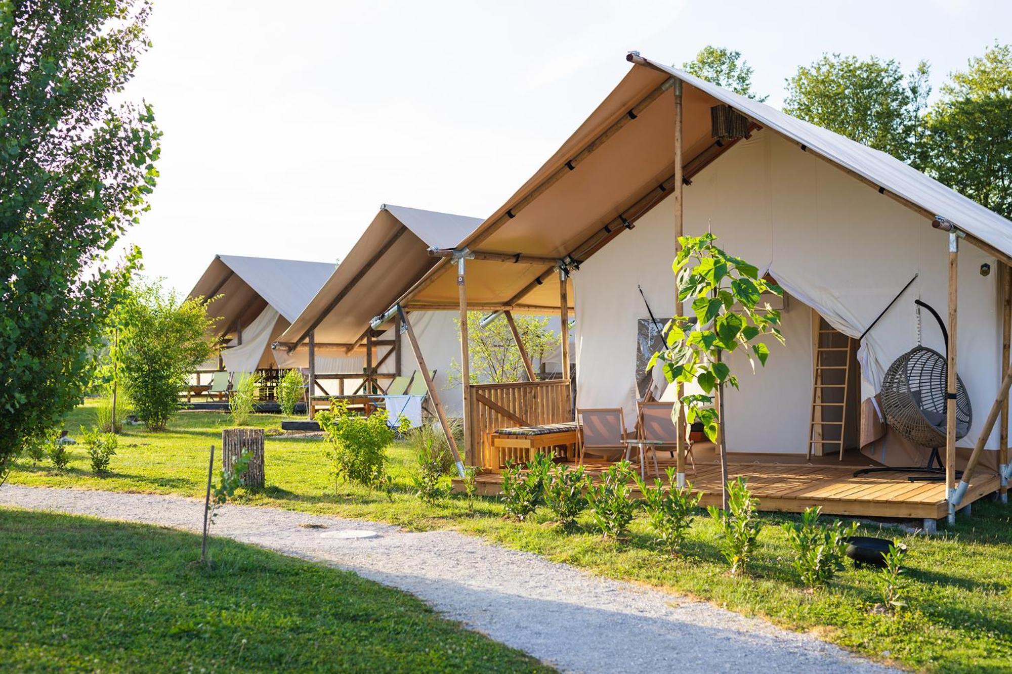 Glamping Kolpa Resort Gradac Exterior foto